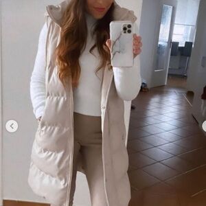 Zara Women's beige Gilet puffer long faux leather vest XS